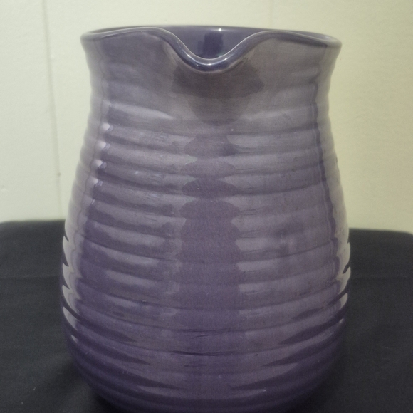 Hausenware Purple Ombre Ceramic Pitcher with Ridged Design - Picture 6 of 8